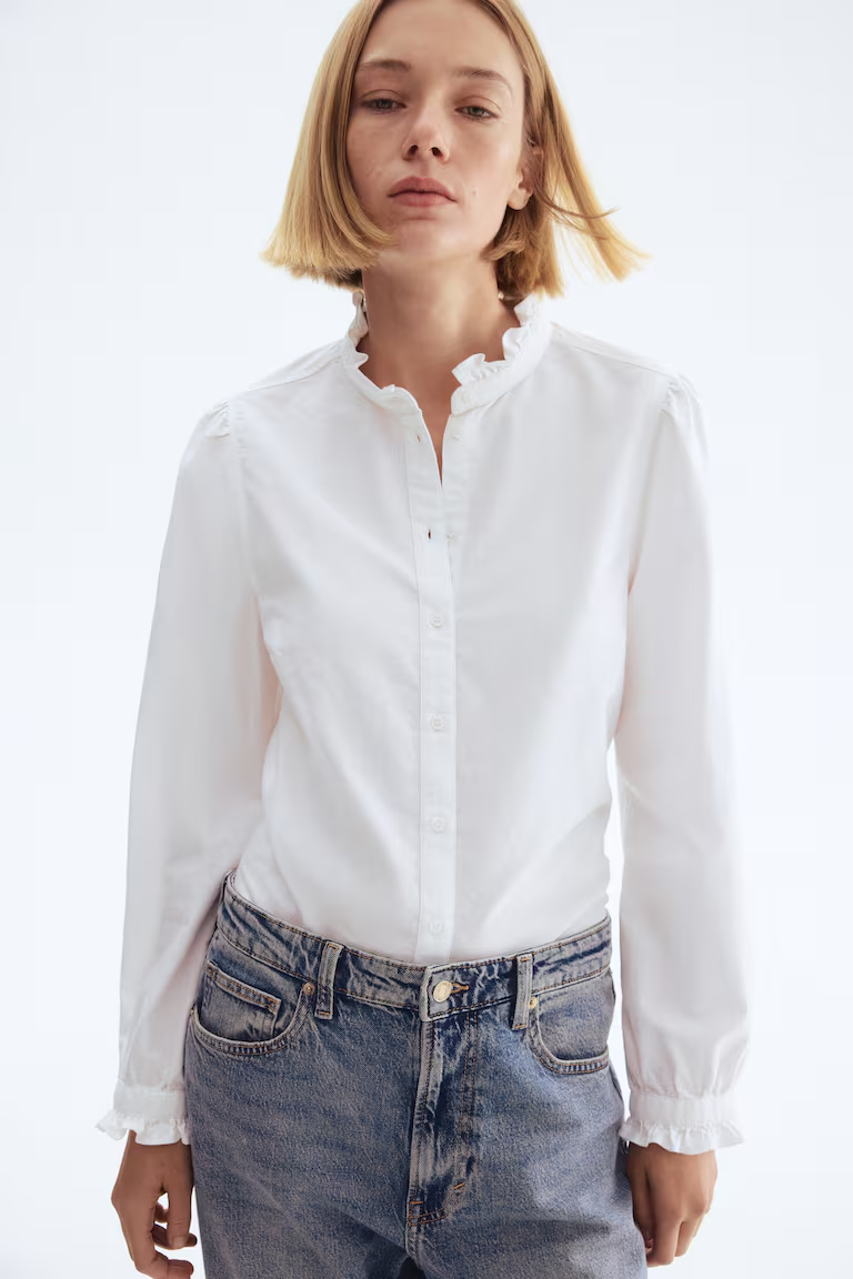 A slim-fit shirt crafted from washed Oxford cotton fabric