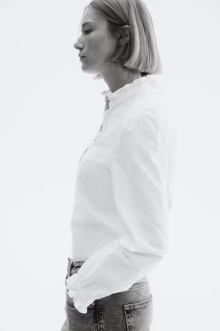 A slim-fit shirt crafted from washed Oxford cotton fabric